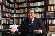  이종찬 전 국정원장 “기록은 공유하되 정보 사유화는 엄벌해야” 