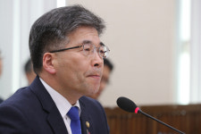  민갑룡 “진주 사건 같은 반복된 위협행위 신고 일제 점검” 