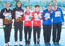  초반 금메달 휩쓰는 중국 다이빙의 독주 