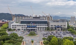  1년 새 2명 사퇴하더니 의장까지 구설수…구미시의회 왜 이러나? 
