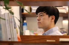 컴닥홍 | “좋은 의사 흉내내다 보니 동네 ‘닥홍’이 됐어요”