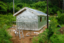 3개월 만에 홀로 정육점을 짓다