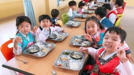 충남도, 모든 학생에 친환경 무상급식 시행