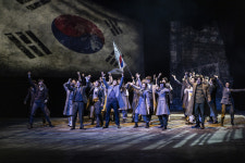 현대사 비극 담은 뮤지컬 ‘여명의 눈동자’…제대로 재현했다