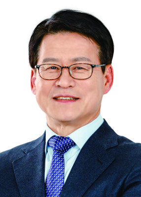 충북 중원 ‘검·경 혈투’, 경찰 출신 임호선 승리 확실시 | 포토뉴스
