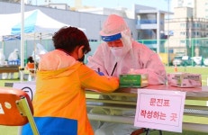 인천서 미용실 직원 등 2명 추가 확진…누적 확진자 295명