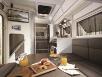 ‘차박’ 인기에…현대차, 4000만원대 캠핑카 ‘포레스트’ 출시