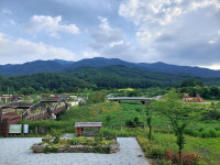 [ESC] 자연은 가까이, 사람은 멀리…청정 봉화에서 ‘불편한 휴식’