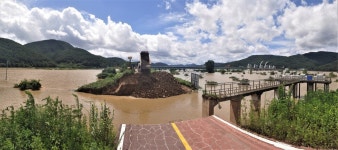 합천창녕보 상류 둑 붕괴…“4대강 보가 물 흐름 방해한 결과”
