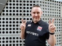 쿠드롱 “K당구 최고…1만~2만번 이상 치면 길이 보인다”