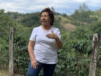 친구 하이로는 그곳을 꼭 ‘우리 농장’이라 말했다