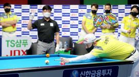 피비에이 프로당구 단체전 대활약…모자 쓴 ‘괴짜’ 모랄레스