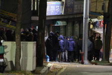 [만리재사진첩] 영하 추위 속 새벽부터 늘어선 줄…이토록 ‘소중한 한끼’