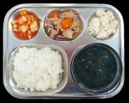 “토마토 안 먹던 아이, ‘도농상생 급식’ 토마토는 맛있대요”