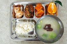 “친환경 무상급식 시행 10년, 아이들 마음이 성장했습니다”