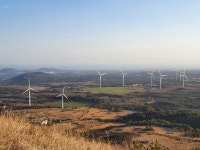 “풍력·태양광 너무 많아요”…제주, 총량제 도입하나