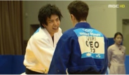 어설픈 청춘이라도 럭비공처럼 살아 있는 젊음이었다