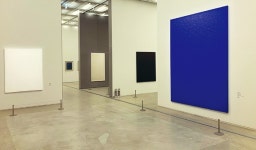 캔버스를 입체 공간으로 바꾼 ‘고령토 화가’의 60년 작품세계 조명한 ‘정상화’전