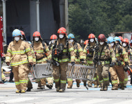 쿠팡 물류센터 화재 사흘 만에 ‘대응 1단계’로 하향