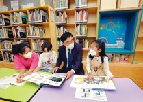 “도서관 102곳 갖추고 마을공동체 지원…풀뿌리 생활자치 기틀 마련”