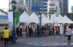 15일 오후 6시 확진자 79% 수도권…소규모 집단감염 잇따라