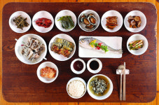 조선의 왕도 ‘쌈’ 먹었을까? 우리가 몰랐던 한식의 기원