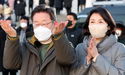 김혜경 여사 카메라 충돌 논란에 MBN 공식 사과
