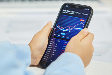 고위공직자·가족들도 ‘공모주 열풍’ 좇았다