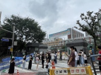 옹벽 쩍쩍 갈라진 성남제일초, 발 동동 학부모한테 “등교해야”