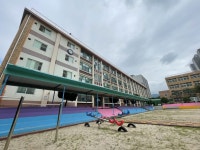 옹벽 쩍쩍 갈라진 성남제일초, 발 동동 학부모한테 “등교해야”