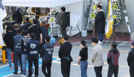 “1인 시위 한번에 100만원 내라” 법원, SPC 매장 앞 시위 금지