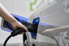 ‘딱 1번’ 충전에 800㎞ 간다…전기차 배터리 개발 21조원 투입