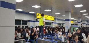 [영상] “경찰 온 건 처음 봐요”…한국시리즈 열린 고척돔 구일역