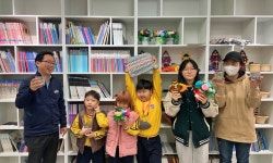 공주 중학동 주민들이 “동장님 떠나지 마요” 붙잡는 이유