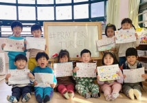 튀르키예의 아픔을 함께 해요…삐뚤삐뚤 세살 아이들의 편지
