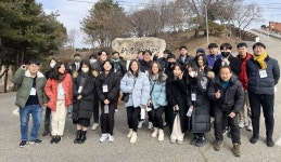 DMZ서 만난 한중 청년 “책상에 긋던 38선은 사라졌는데…”