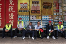 “시끄러워, 교양 없어”…중국 본토 여행객 무시하는 홍콩