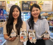 ‘8.5인분 컵라면’ 부족해? 그렇다면 ‘얼굴 크기 삼각김밥’ 어때?