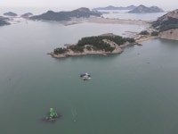 군산 선유도 바다에서 청동기시대 돌칼 나왔다