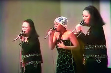 다문화가정 여성 차별 맞서 ‘일신우일신’…인순이의 길은 역사가 됐다