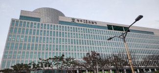 ‘사건브로커’ 인사청탁 의혹 치안감 구속영장 기각