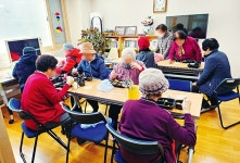 강남구, 새 자활사업으로 경로당 3곳에 점심 도시락 배달