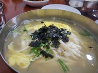 단골도 2대째 칼국수, 자신감의 열무김치까지 ‘쓱’…가격도 착하네!