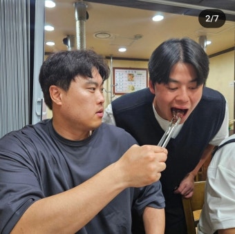 류현진, 100승 도우미 노시환에게 소고기 대접