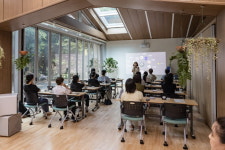 광진구, 아차산 여가센터 개관…요가, 명상, 건강강좌, 영유아 숲 놀이 체험까지