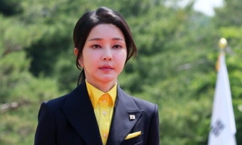 “김건희 명품백 반환 깜빡” 행정관 주장에 야권 “만들어진 진술”