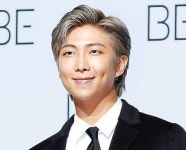 복무 중 BTS RM, 생일 맞아 보훈기금 1억 기부…“위국헌신 몸소 느껴”