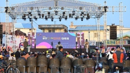 광천 새우젓·김 맛보고, 태안 노을·국화향에 취하고