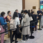 플라스틱 협약인데 카페선 일회용품 제공…옵저버들 회의장 못 들어가기도