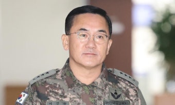 경찰, 내란 가담 피의자 여인형·이진우 출석 요구